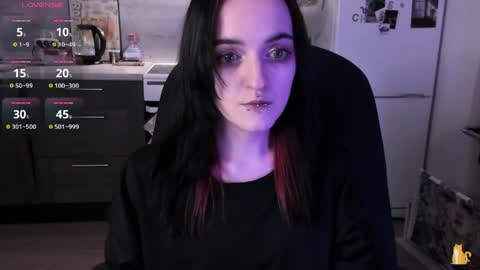 Lina 3  1715622743 online show from 04.29.26