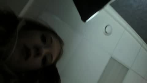 Snapshot of lina_vi chatting on 01.09.25 Lina online show from 01.09.25