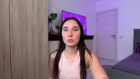 Lina online show from 09.16.25