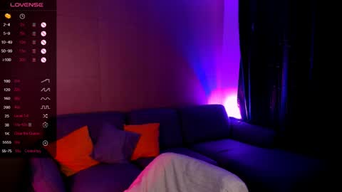Lina online show from 05.10.26