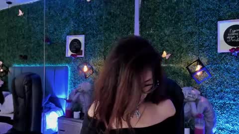 Lina  online show from 05.16.26