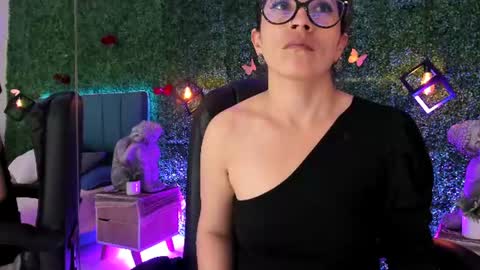 Lina  online show from 06.27.26
