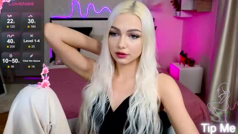 Snapshot of linalirian chatting on 09.26.25 I am Lina online show from 09.26.25