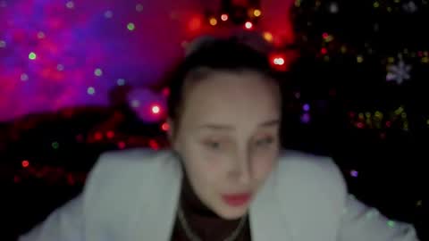 Snapshot of linatruly chatting on 01.02.25 Lina online show from 01.02.25