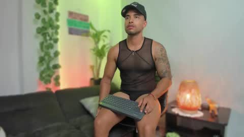Snapshot of lincom_amith chatting on 02.21.25 lincom amith online show from 02.21.25