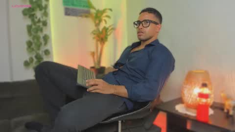 Snapshot of lincom_amith chatting on 02.23.25 lincom amith online show from 02.23.25