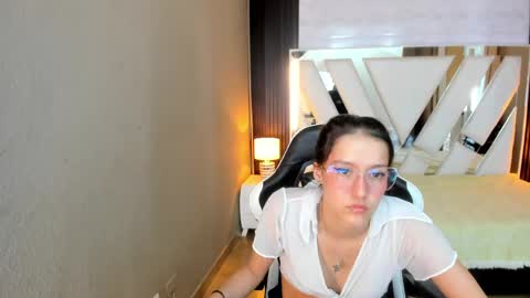  Linda  online show from 04.24.26