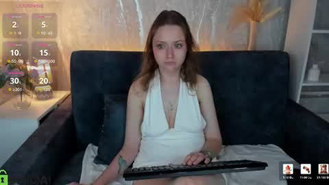 Linda  GMT2 Mon Tu Fri Sa Su  0300am-1000 am online show from 06.22.26
