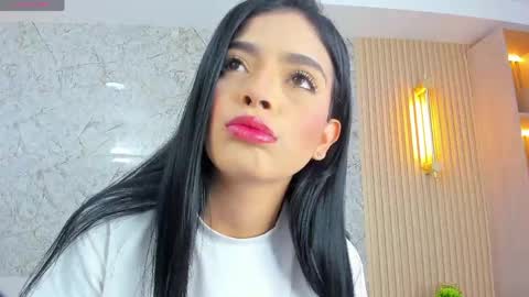  LINDA  online show from 04.29.26
