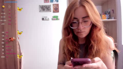 Giggles  online show from 02.19.25