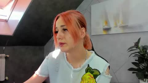Snapshot of linda_jonys chatting on 06.20.26 Linda online show from 06.20.26