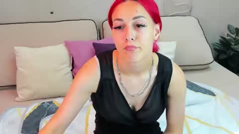 Snapshot of linda_jonys chatting on 07.17.26 Linda online show from 07.17.26
