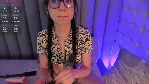 Linda  online show from 07.23.26