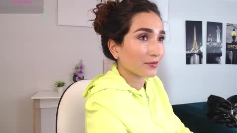 Maria Paula online show from 04.24.26