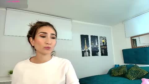 Maria Paula online show from 06.15.26