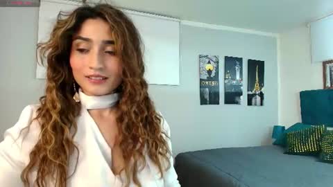 Maria Paula online show from 07.31.26