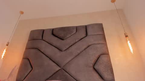 Linda Saenz online show from 02.17.25