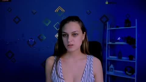 Snapshot of linda_save chatting on 04.25.26 linda_save online show from 04.25.26