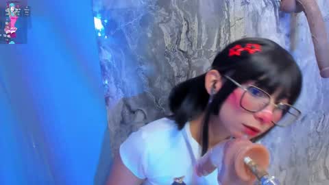 linda_sofi__ online show from 10.29.25