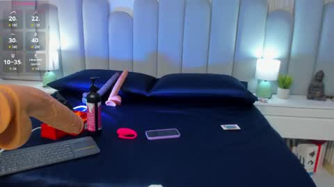 linda_sofi__ online show from 06.13.26