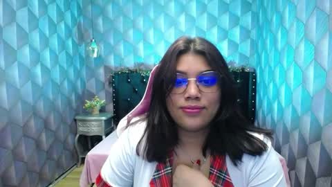 Snapshot of lindabreexlove chatting on 01.07.25    online show from 01.07.25