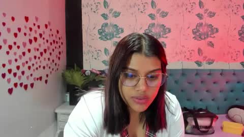 Snapshot of lindabreexlove chatting on 01.16.25    online show from 01.16.25