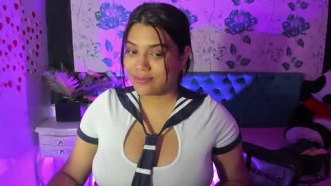 Snapshot of lindabreexlove chatting on 01.17.25    online show from 01.17.25