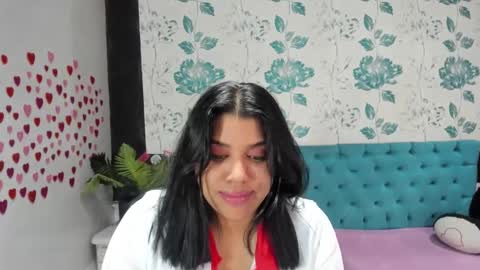 Snapshot of lindabreexlove chatting on 01.28.25    online show from 01.28.25