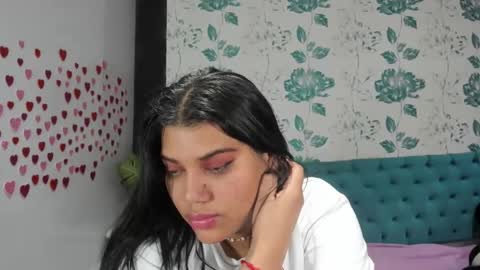 Snapshot of lindabreexlove chatting on 02.16.25    online show from 02.16.25
