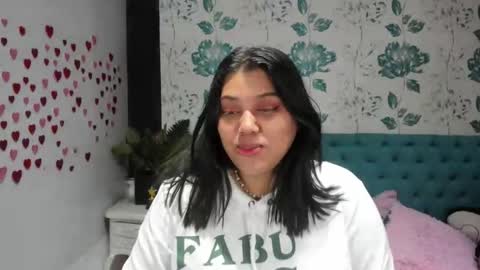 Snapshot of lindabreexlove chatting on 03.06.25    online show from 03.06.25