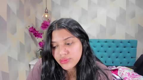 Snapshot of lindabreexlove chatting on 09.29.25    online show from 09.29.25