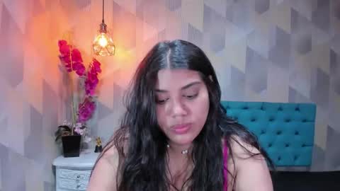 Snapshot of lindabreexlove chatting on 12.21.25 online show from 12.21.25