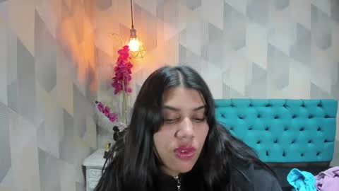 Snapshot of lindabreexlove chatting on 02.28.26 online show from 02.28.26