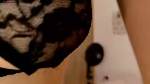 Snapshot of lindacater chatting on 06.30.26 Linda online show from 06.30.26