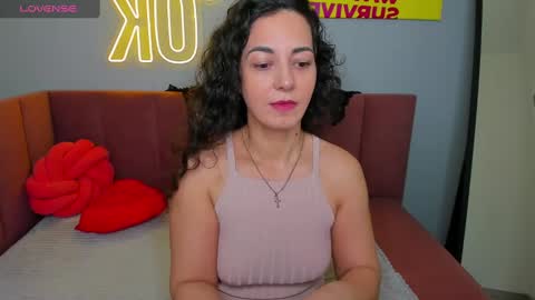 Snapshot of lindainsatiable chatting on 02.16.25 Linda online show from 02.16.25