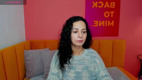 Snapshot of lindainsatiable chatting on 03.10.25 Linda online show from 03.10.25