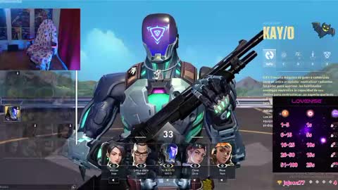 Snapshot of linddamortt chatting on 11.29.25 CatalinaANIDEA online show from 11.29.25