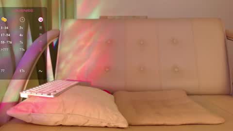 Snapshot of lindelicious chatting on 05.27.26 Linda online show from 05.27.26