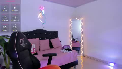 Linda  online show from 04.28.26