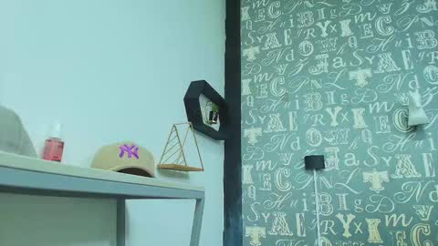  Lindsey  online show from 12.20.25