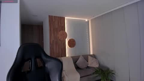 call me annie online show from 10.08.25