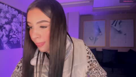 Lindsey Moss online show from 12.31.24