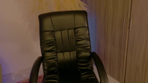 Lindsey Moss online show from 02.10.26