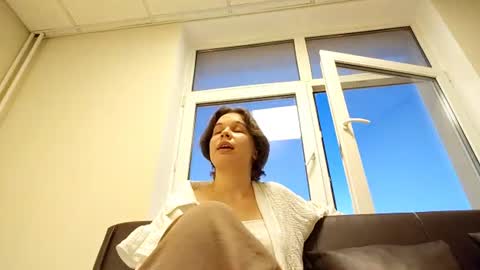 Snapshot of lindseyrudisell chatting on 06.17.26 Linda online show from 06.17.26