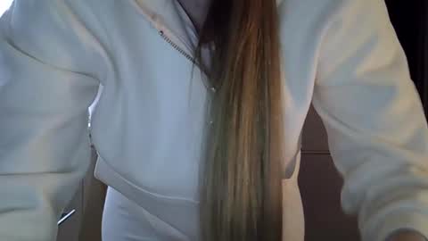 Snapshot of lindsisecret chatting on 10.31.25 Anna online show from 10.31.25