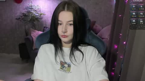 Lina online show from 06.24.26