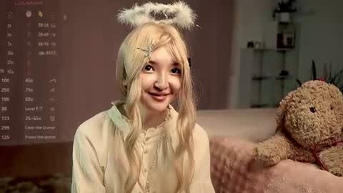 Linh -   online show from 06.12.26