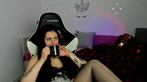 Snapshot of linphea chatting on 01.18.26 Tina online show from 01.18.26