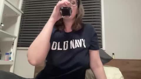 Snapshot of linusloves chatting on 02.07.26 linusloves online show from 02.07.26