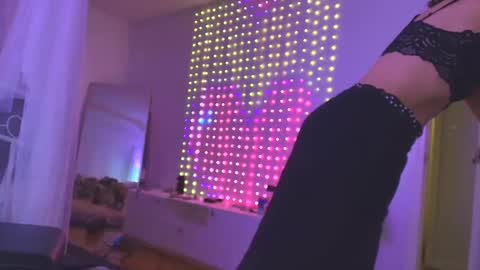 Snapshot of linuxgirlsudosu chatting on 11.11.25 linuxgirlsudosu online show from 11.11.25